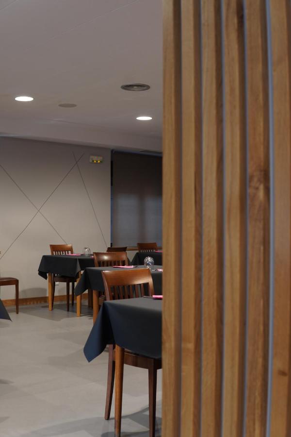 Hostal Restaurante Ibaisek Zudaire Buitenkant foto