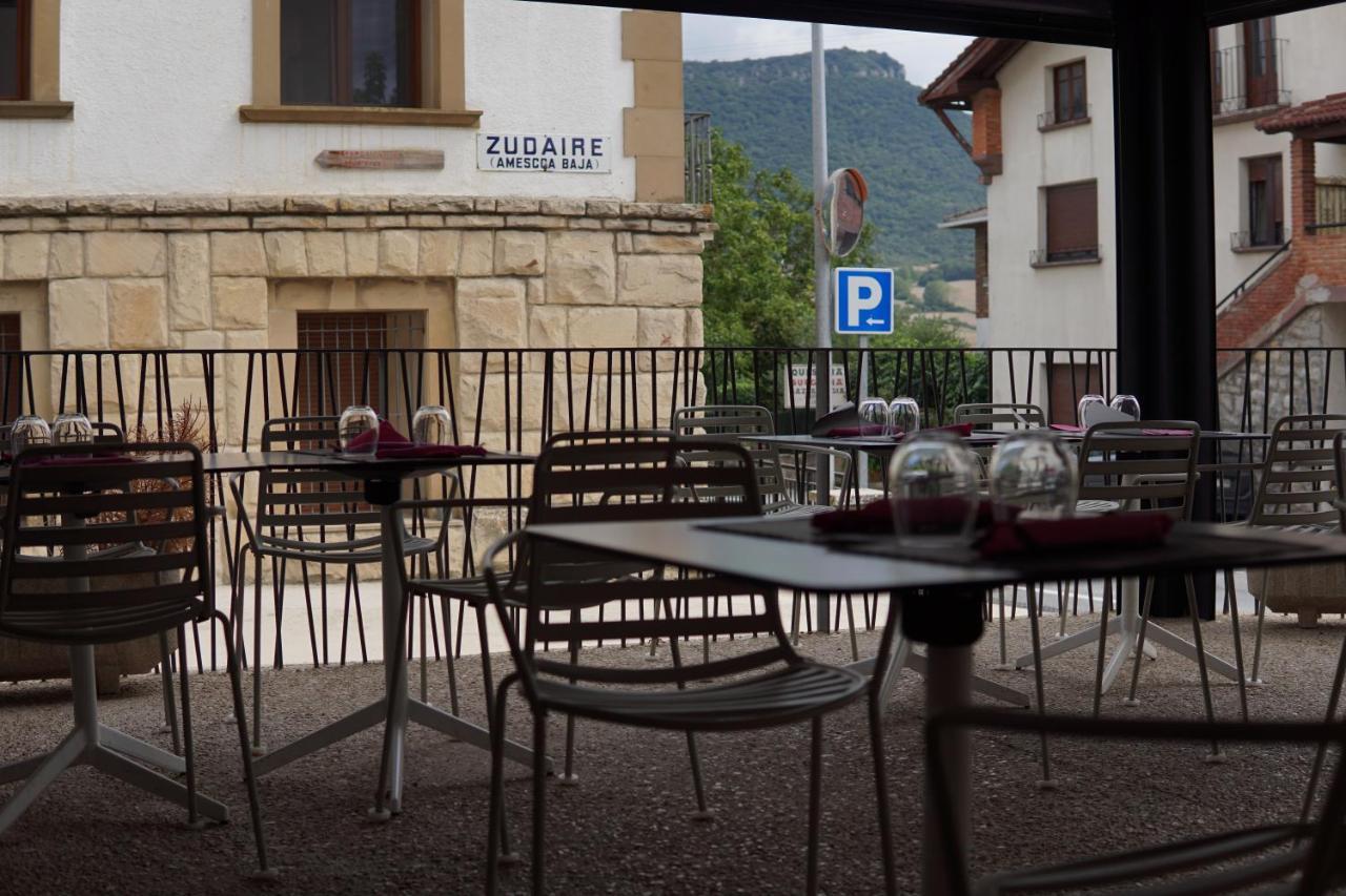 Hostal Restaurante Ibaisek Zudaire Buitenkant foto